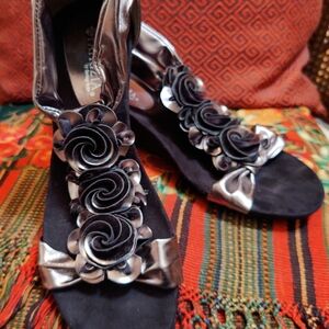 NWOB Patrizia by Spring Step. Fancy Silver Wedge Heels. EU 39; US 8.5